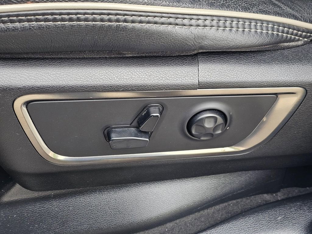 2020 RAM 1500 Base