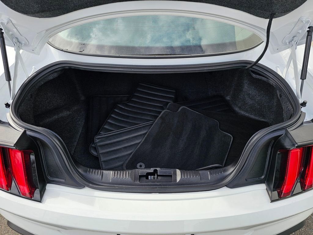 2021 Ford Mustang Base