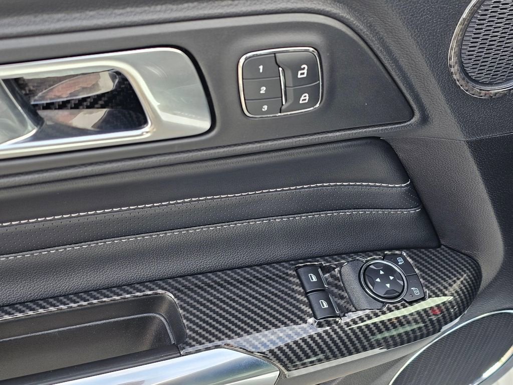 2021 Ford Mustang Base