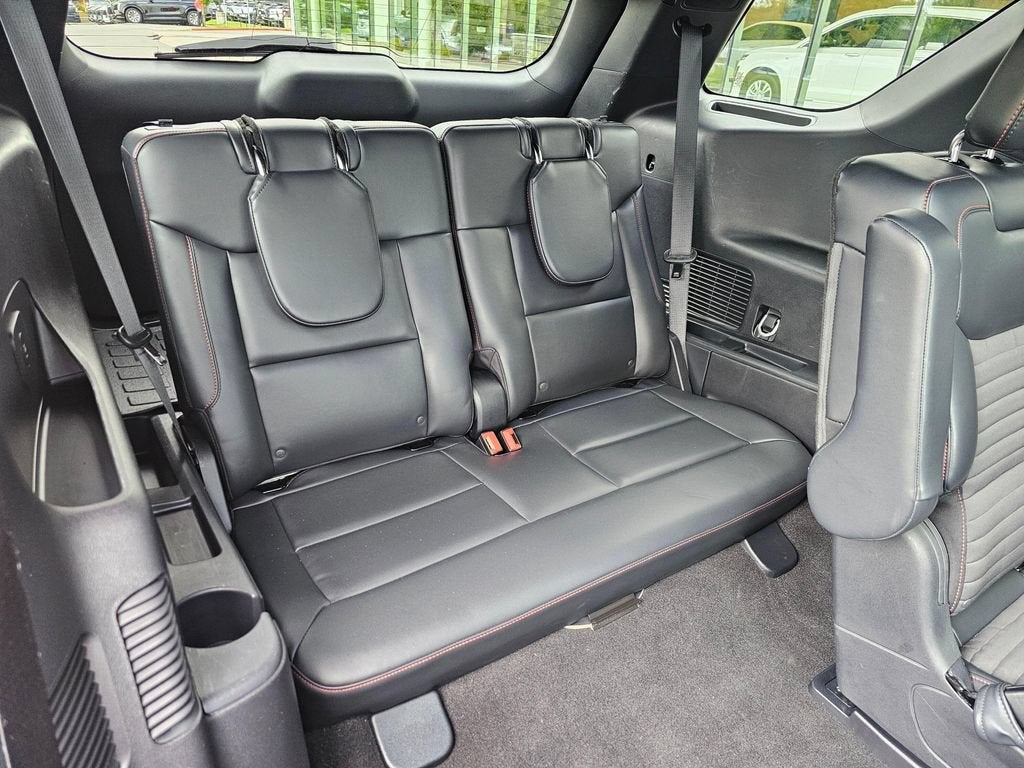 2025 Ford Explorer Base