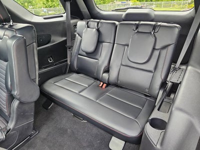 2025 Ford Explorer Base