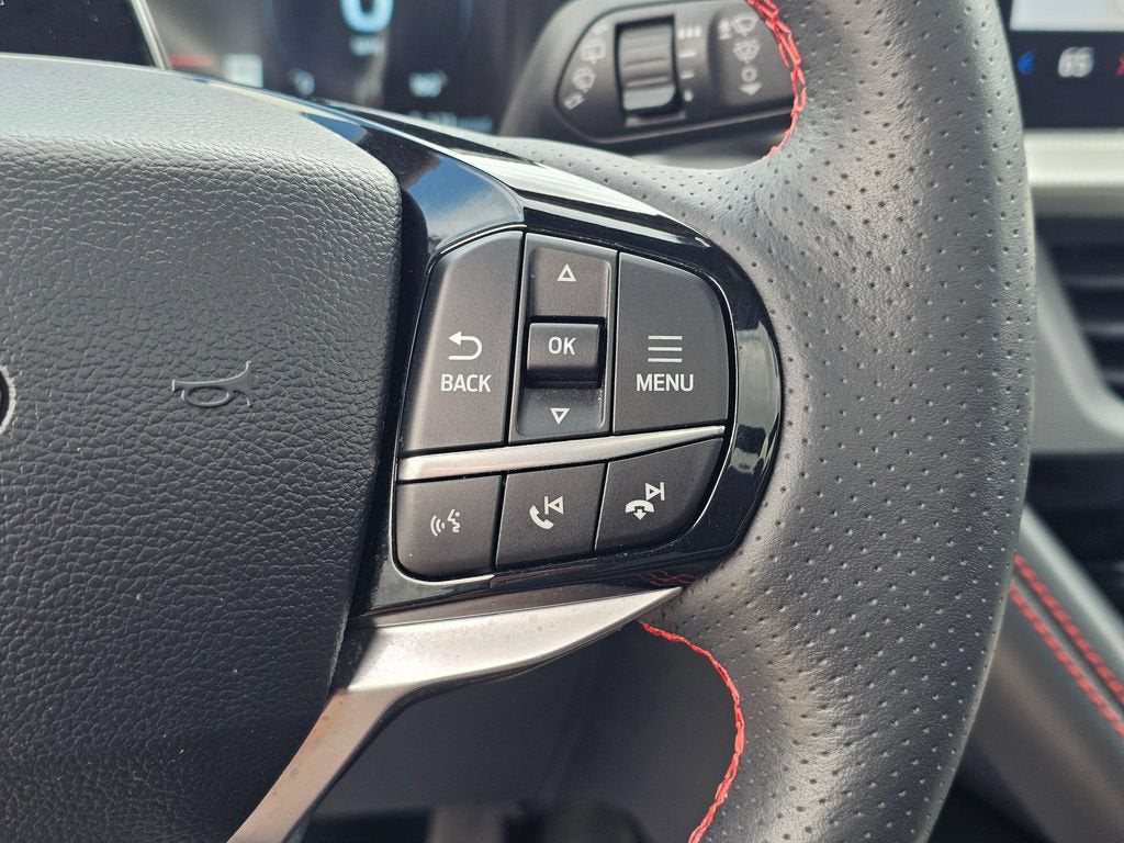 2025 Ford Explorer Base