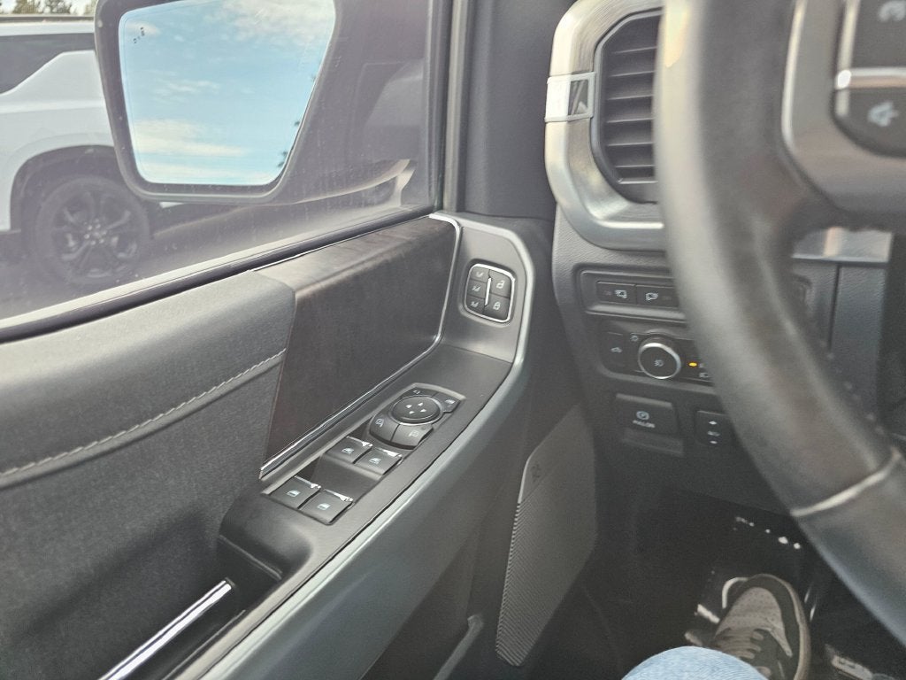 2022 Ford F-150 Base