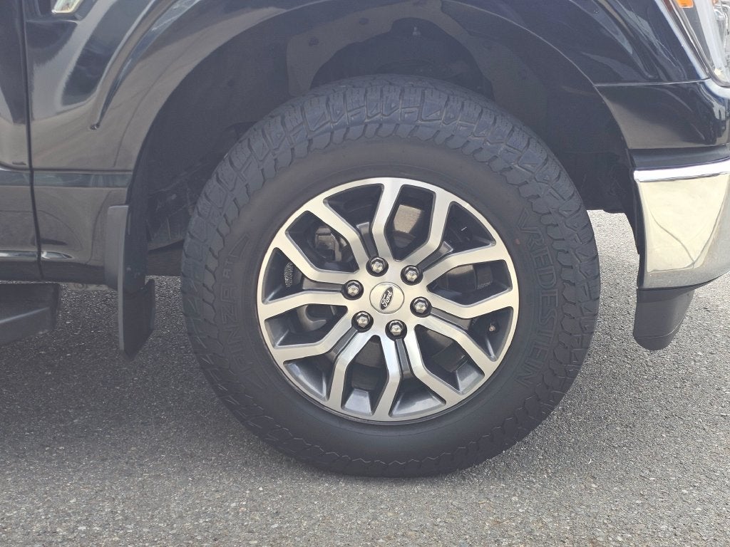 2022 Ford F-150 Base