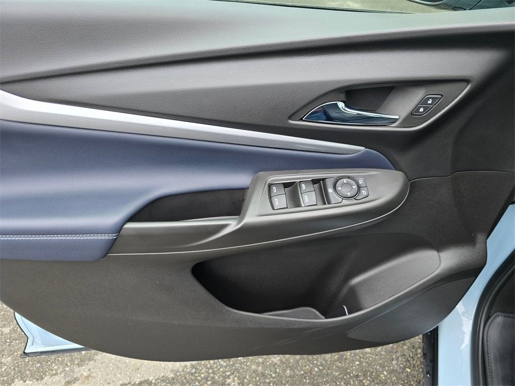 2023 Chevrolet Bolt EUV Base