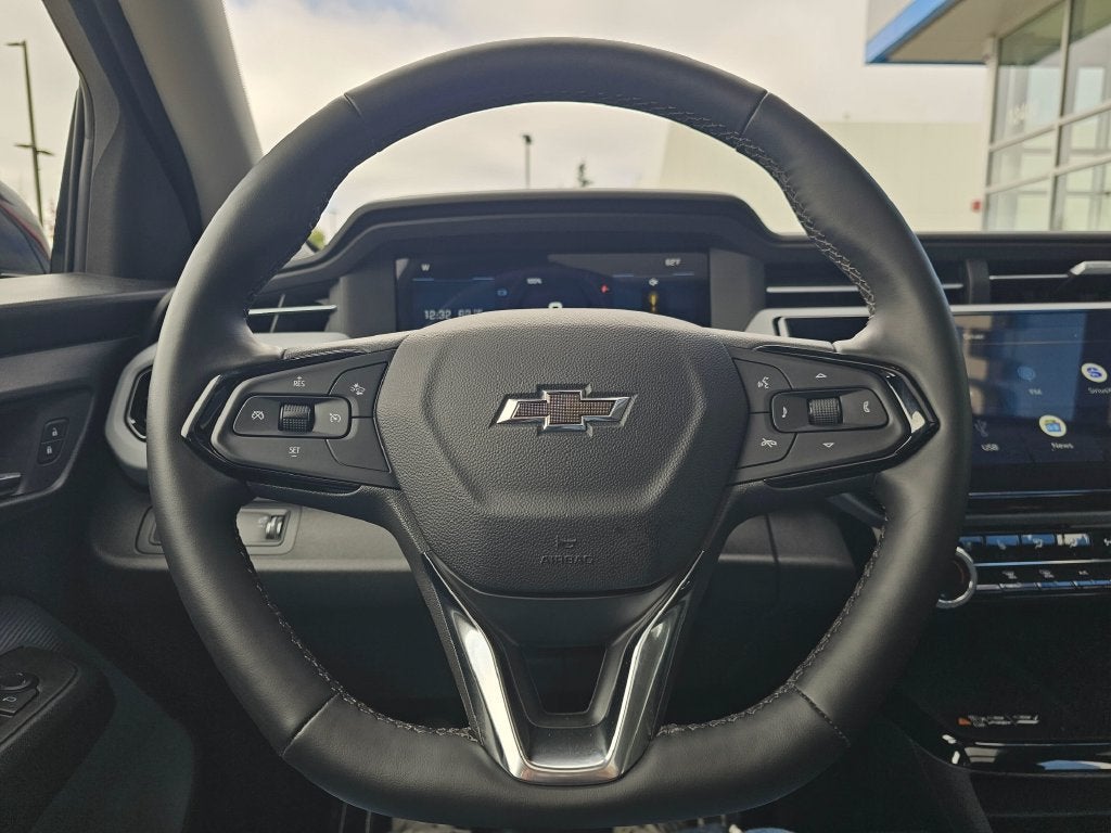 2027 Chevrolet Bolt Base