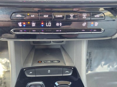 2022 Chevrolet Bolt EUV Base