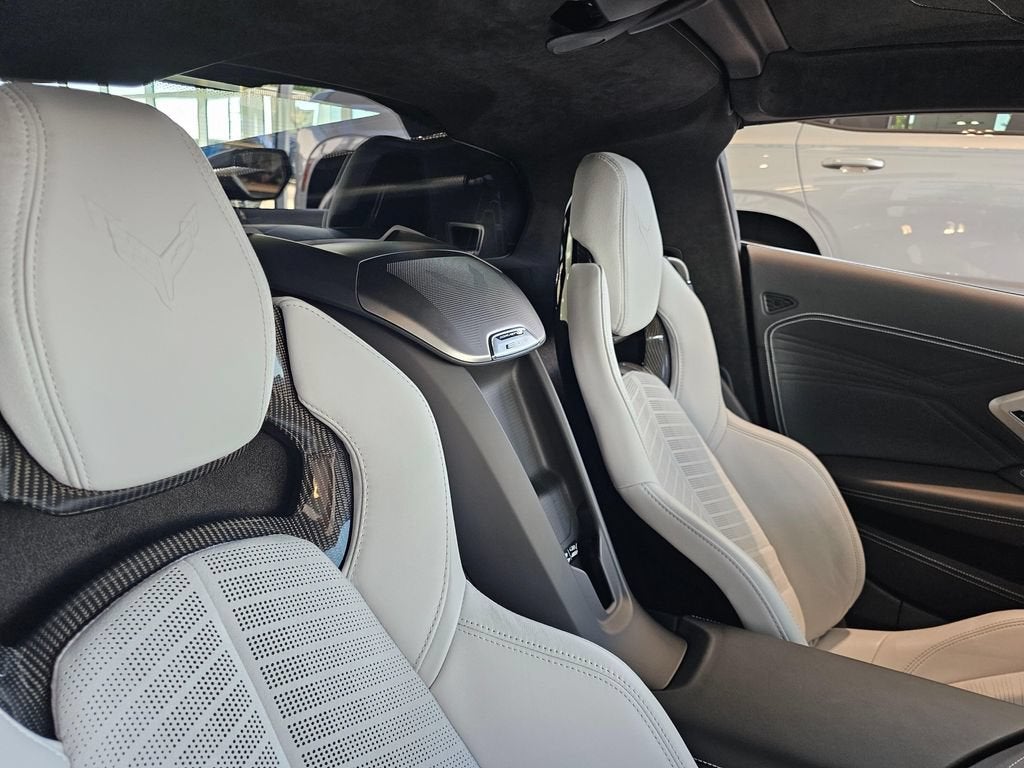 2025 Chevrolet Corvette E-Ray Base