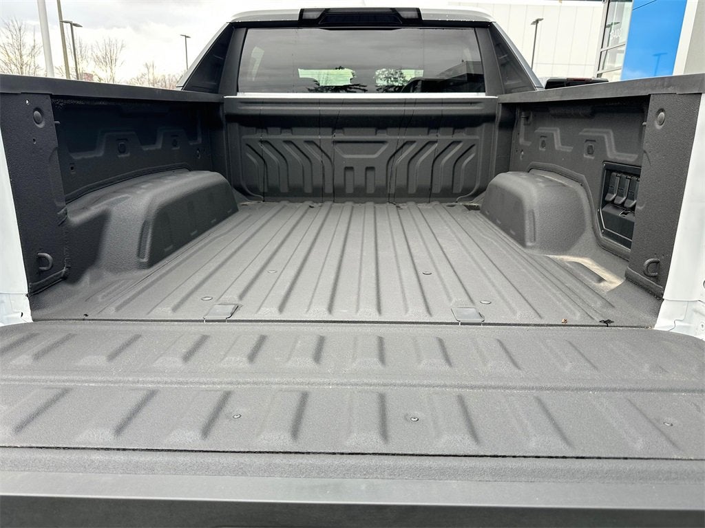 2024 Chevrolet Silverado EV Base