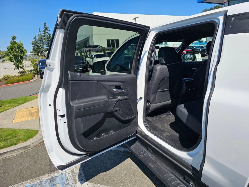 2024 Chevrolet Silverado EV Base