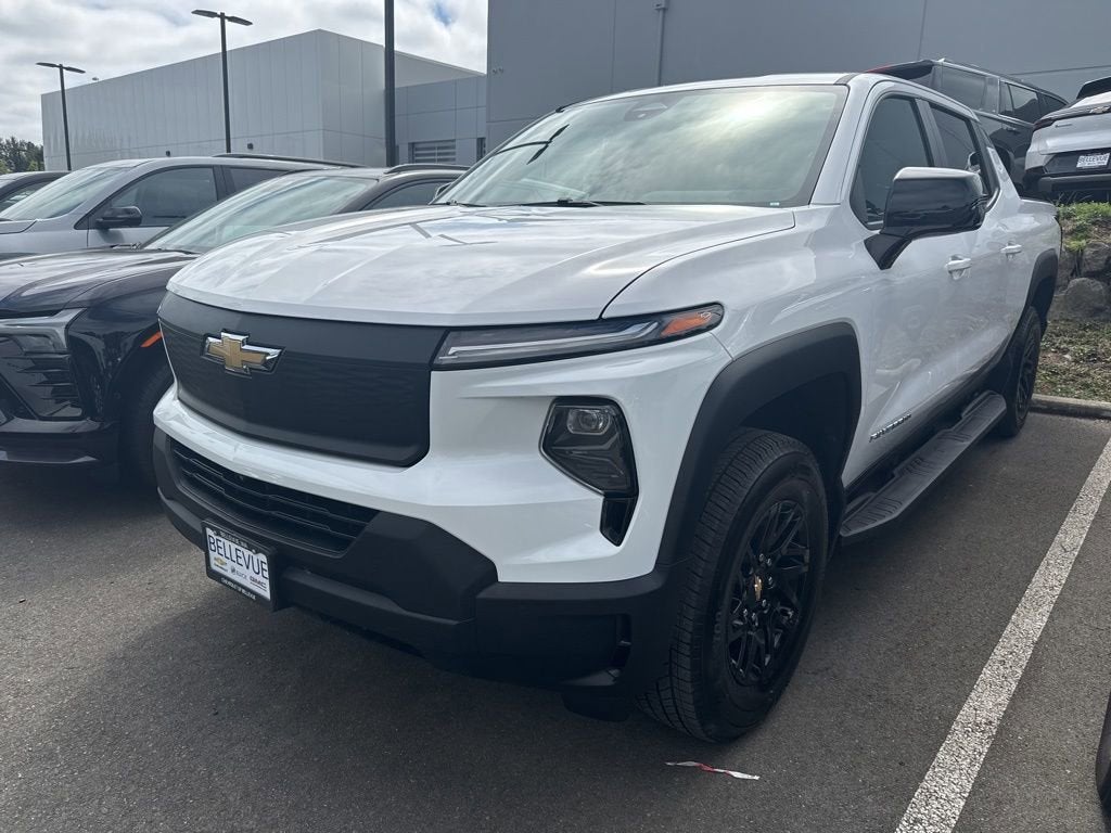 2024 Chevrolet Silverado EV Work Truck 4WT's photo