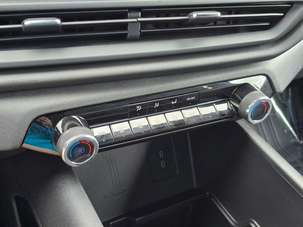 2024 Chevrolet Silverado EV Base