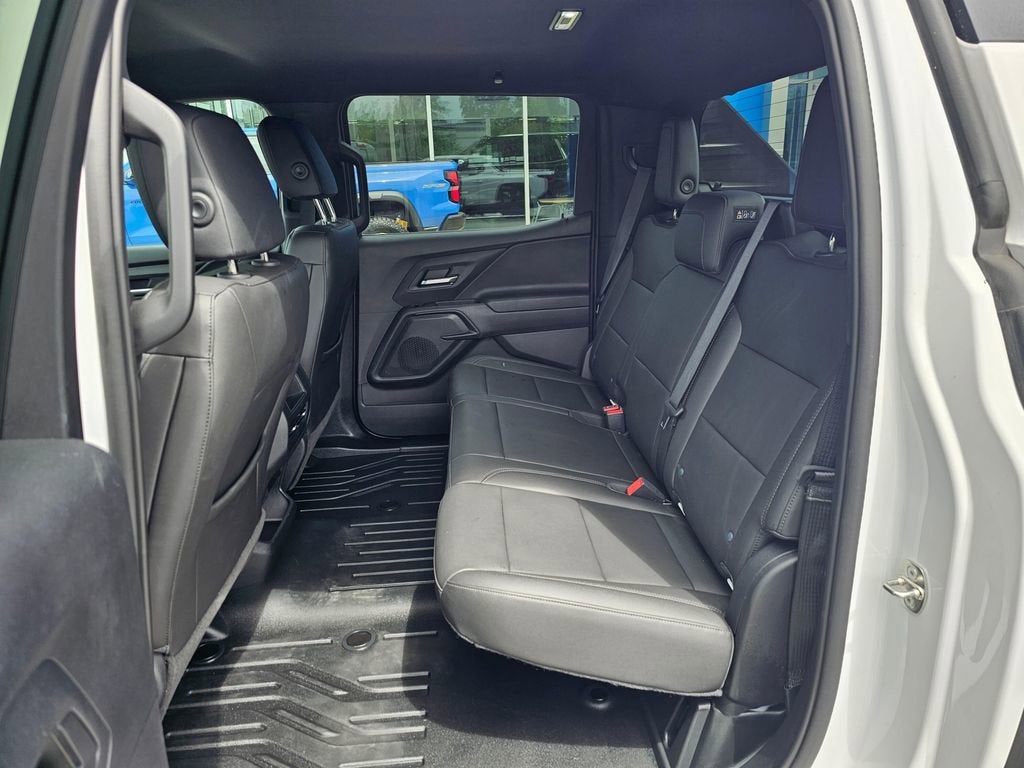 2024 Chevrolet Silverado EV Base