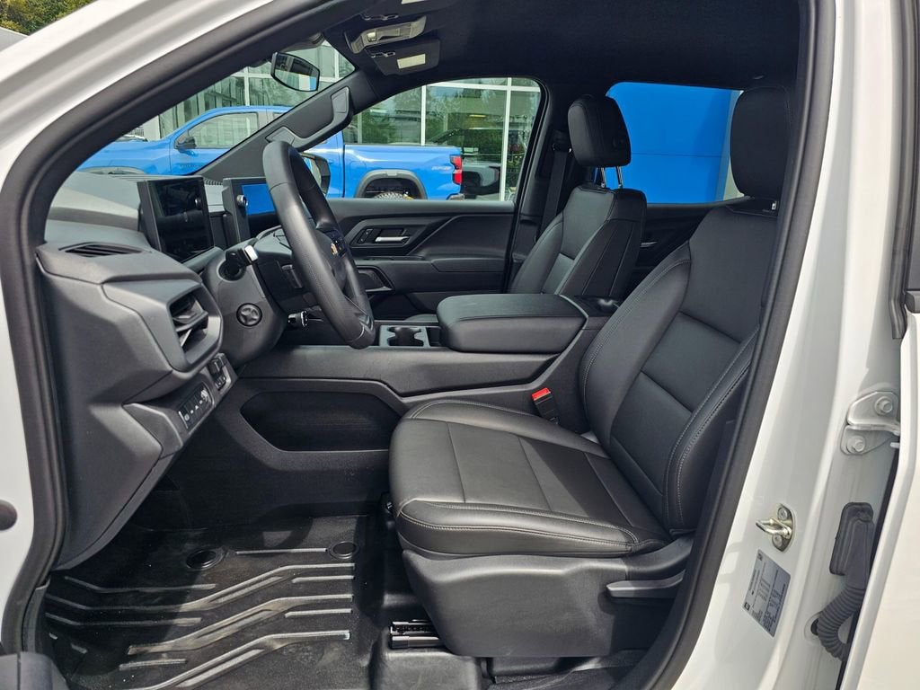 2024 Chevrolet Silverado EV Base