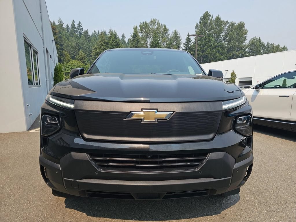 2026 Chevrolet Silverado EV Base