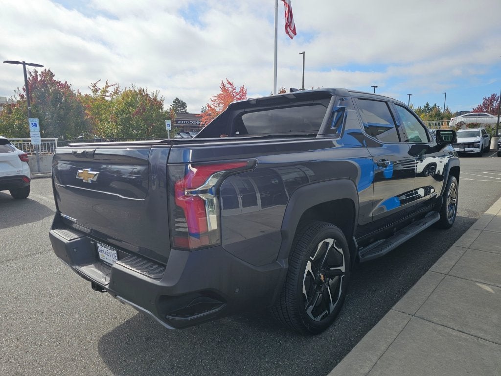2026 Chevrolet Silverado EV Base