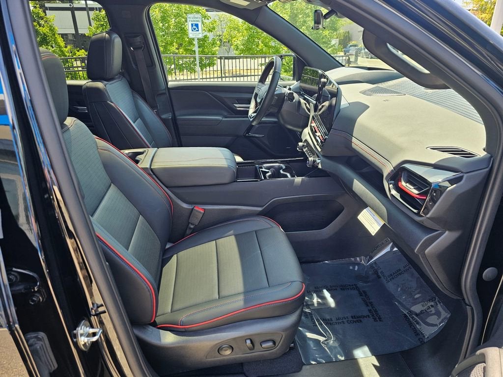 2025 Chevrolet Silverado EV Base