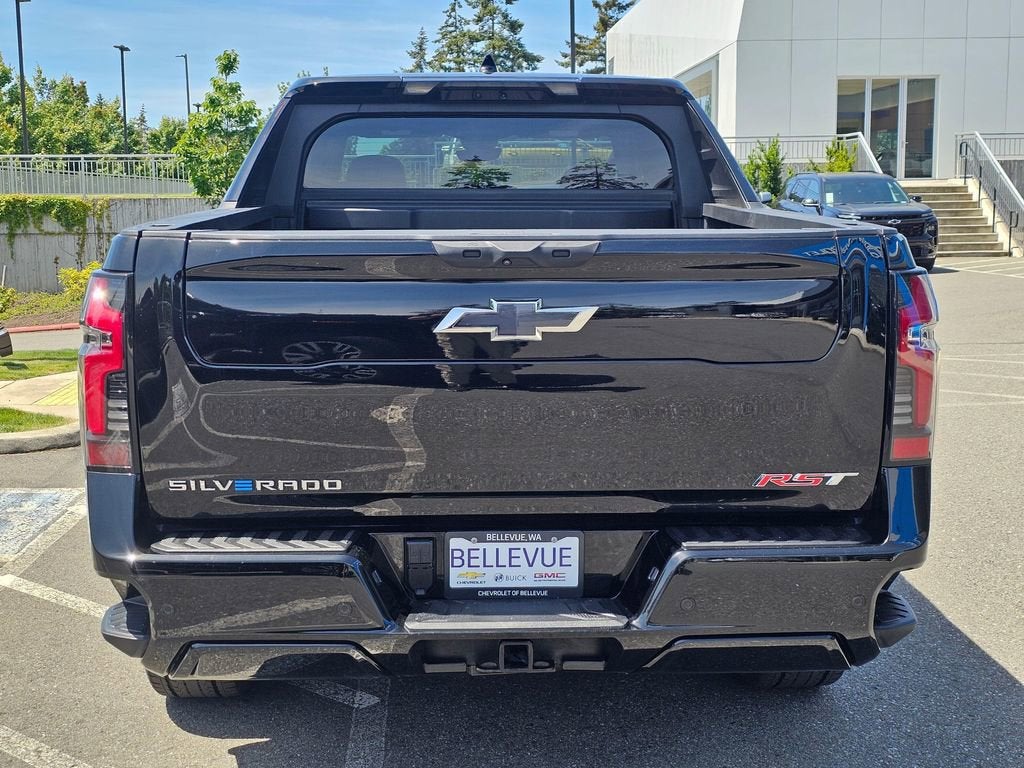 2025 Chevrolet Silverado EV Base