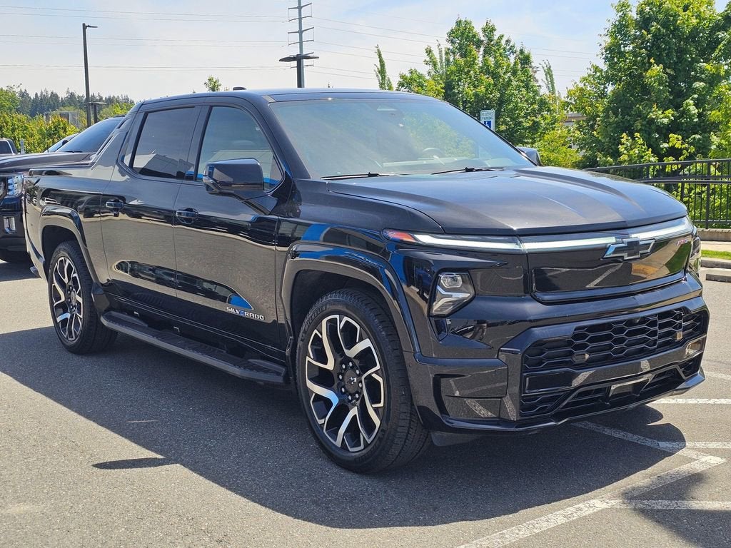 2025 Chevrolet Silverado EV Base