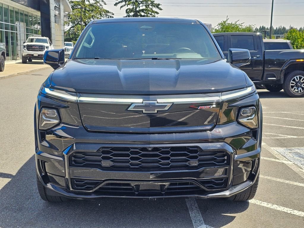 2025 Chevrolet Silverado EV Base