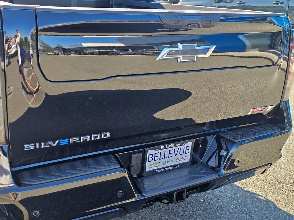 2025 Chevrolet Silverado EV Base
