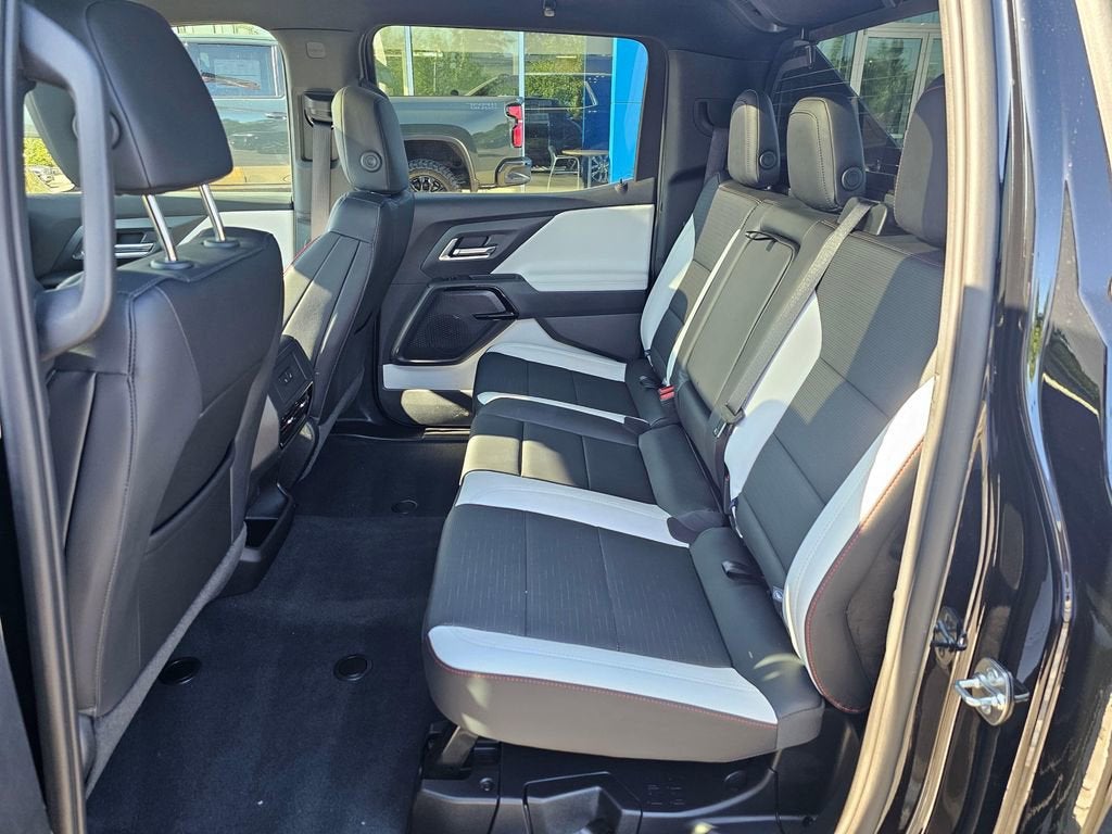 2025 Chevrolet Silverado EV Base