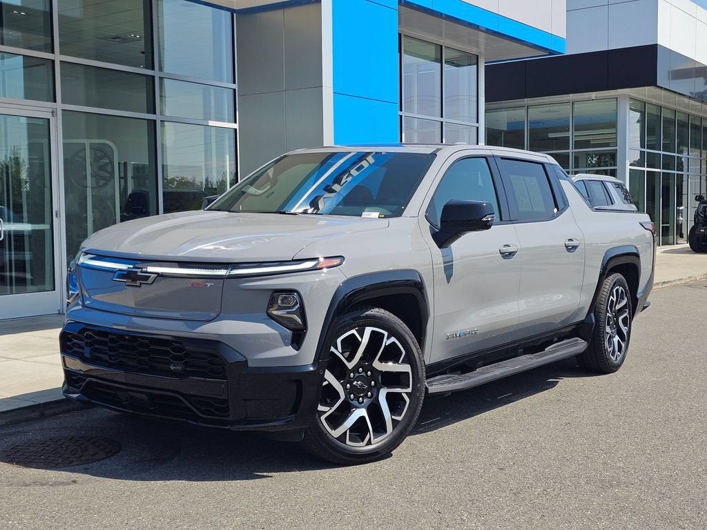 2025 Chevrolet Silverado EV Base