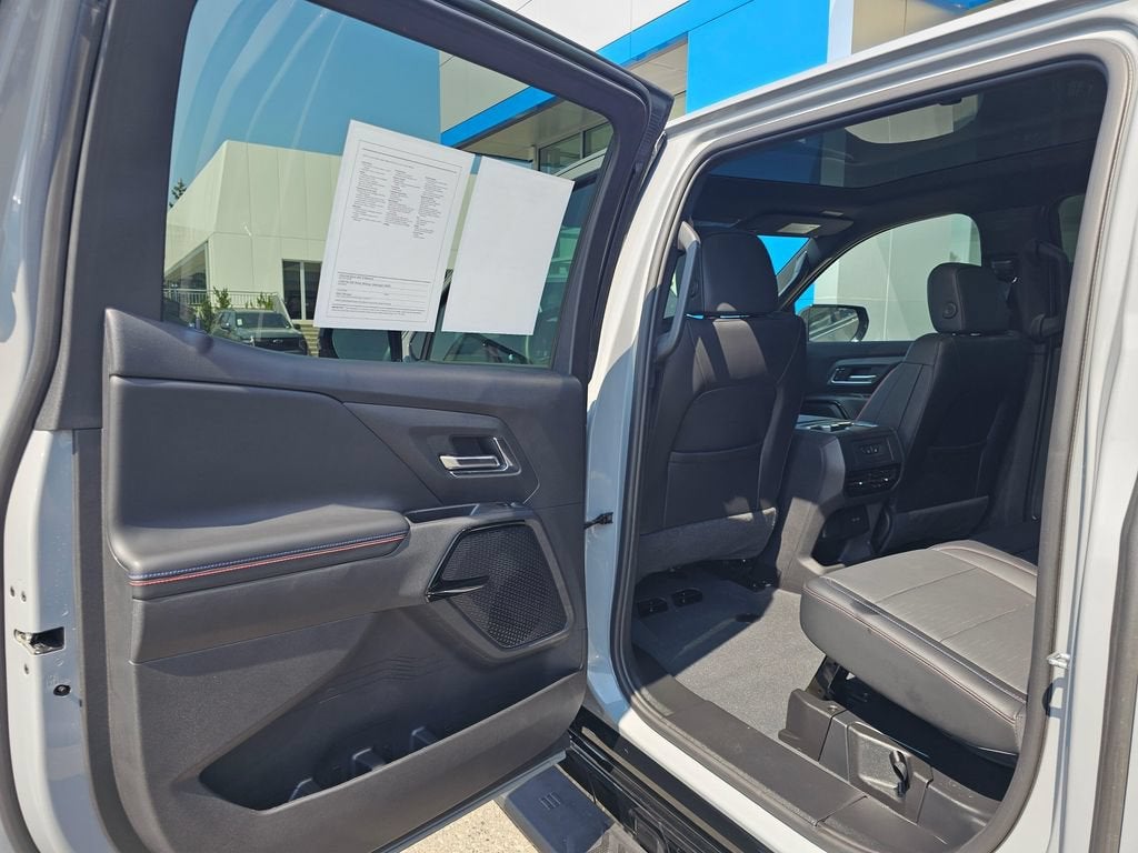 2025 Chevrolet Silverado EV Base