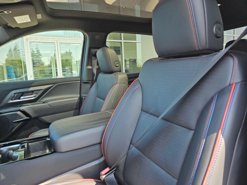 2025 Chevrolet Silverado EV Base