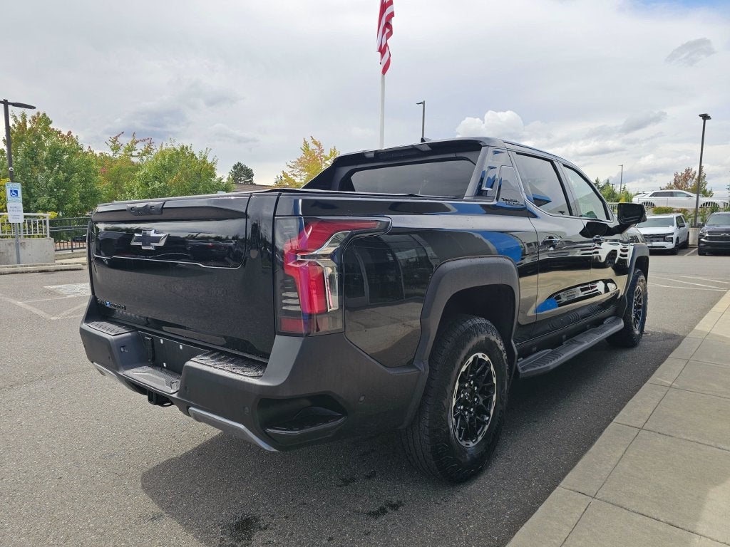 2026 Chevrolet Silverado EV Base
