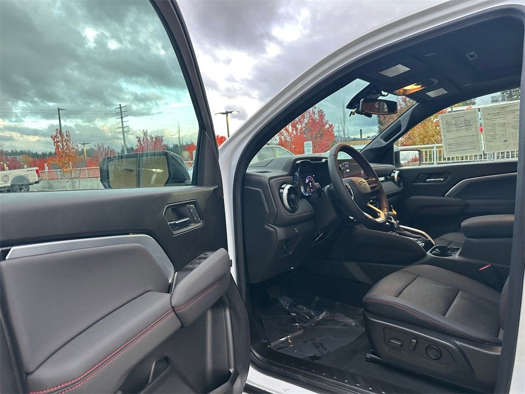 2024 Chevrolet Colorado Base