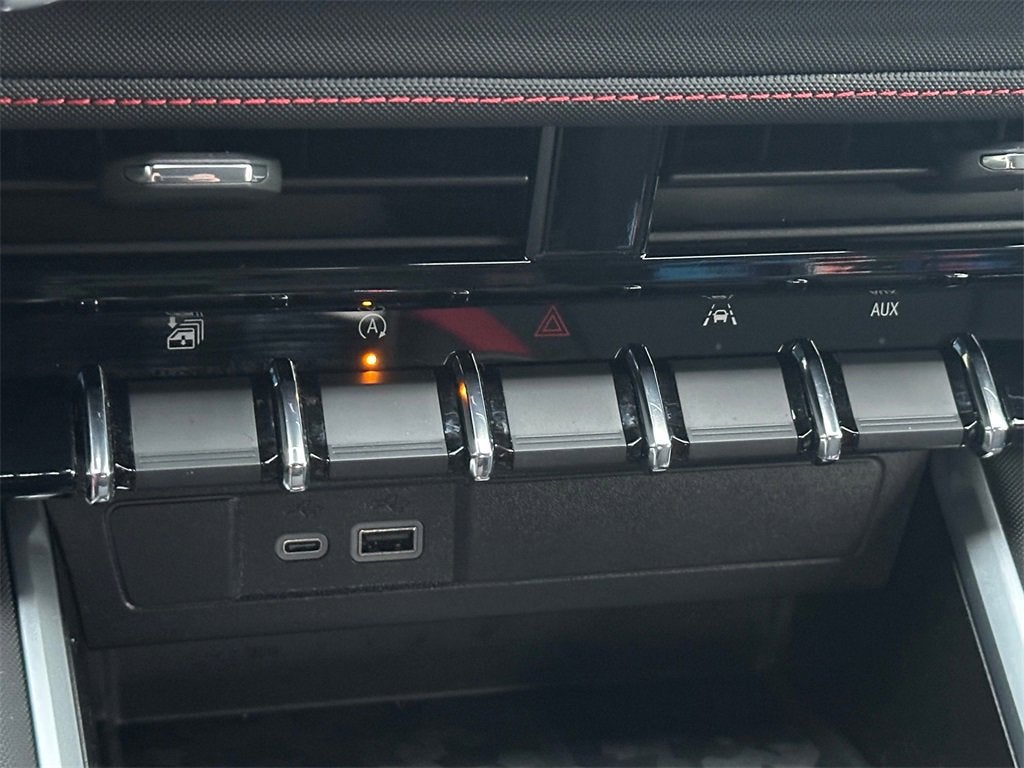 2024 Chevrolet Colorado Base