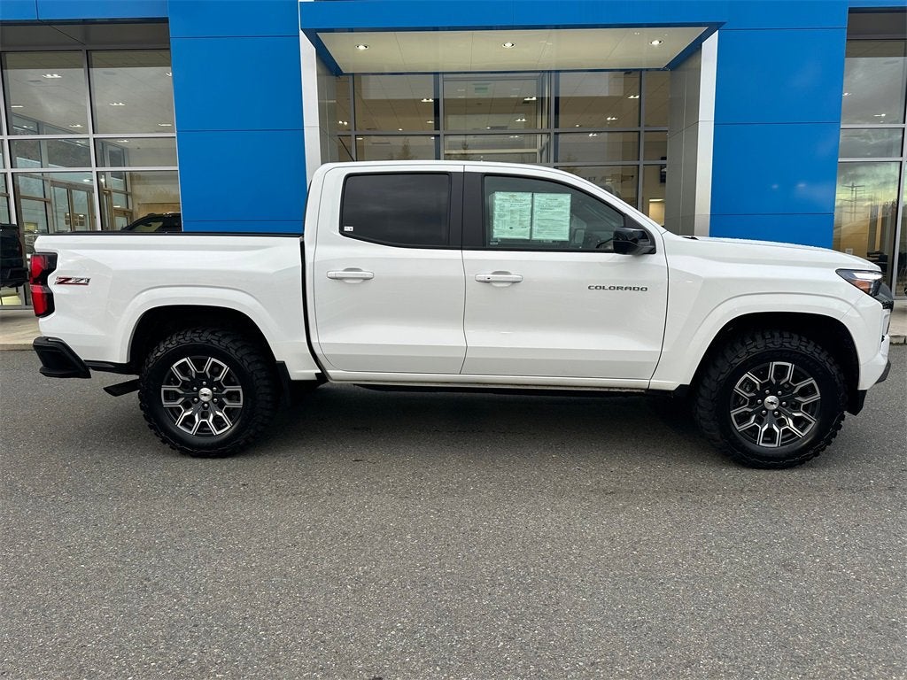 2024 Chevrolet Colorado Base