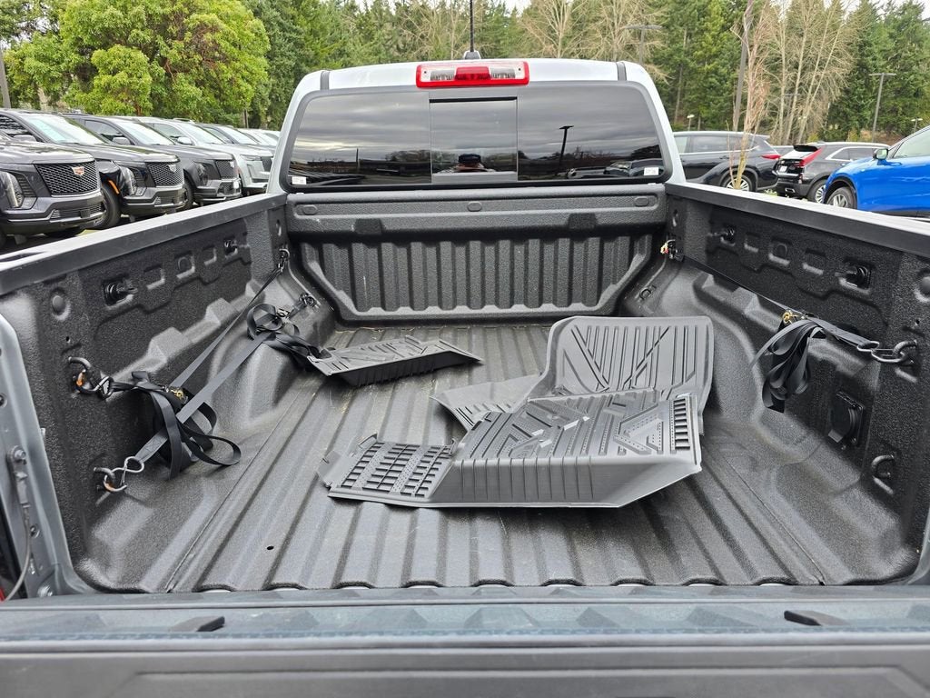 2025 Chevrolet Colorado Base