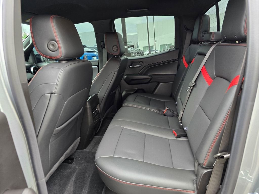 2025 Chevrolet Colorado Base