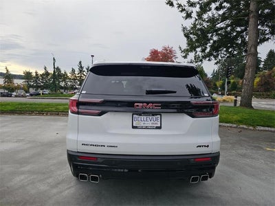 2025 GMC Acadia AT4