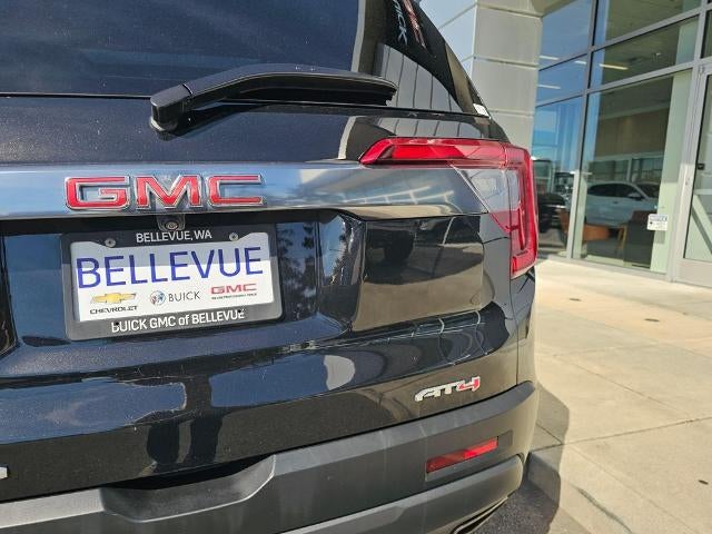 2023 GMC Acadia AT4