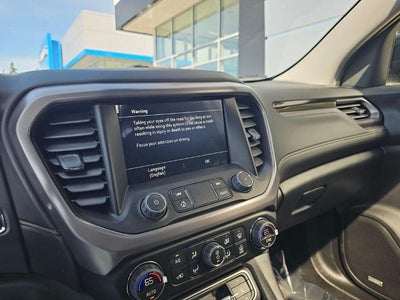 2023 GMC Acadia AT4