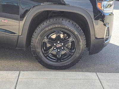 2023 GMC Acadia AT4
