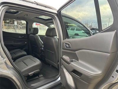 2022 GMC Acadia Base