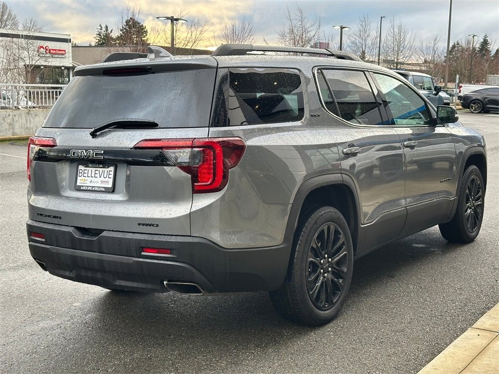 2022 GMC Acadia Base