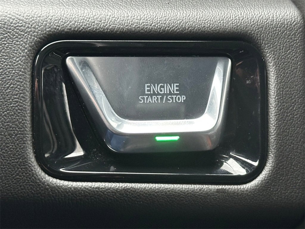 2025 GMC Yukon XL Base