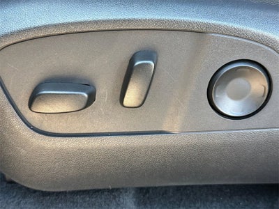 2025 Chevrolet Traverse Base