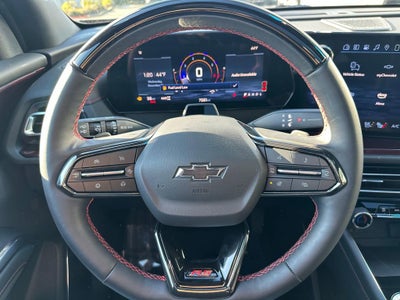 2025 Chevrolet Traverse Base