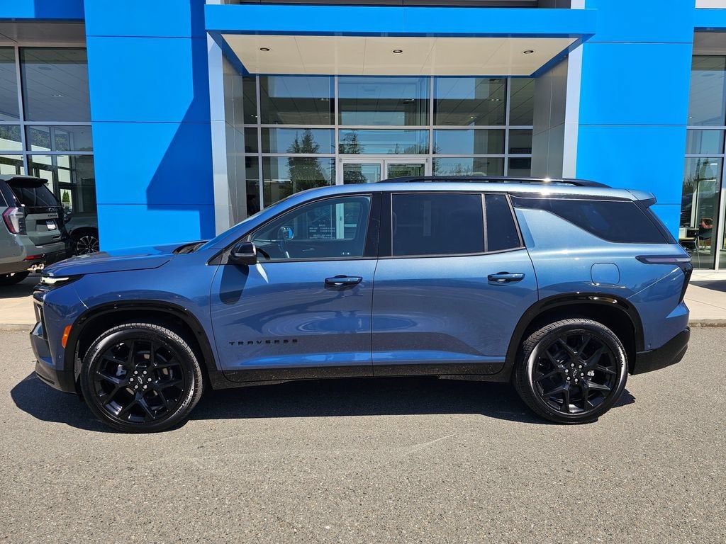 2025 Chevrolet Traverse Base