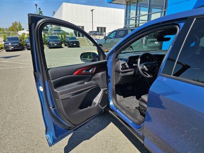 2025 Chevrolet Traverse Base