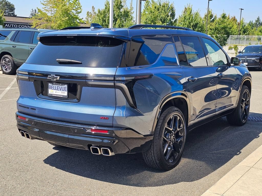 2025 Chevrolet Traverse Base