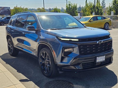 2025 Chevrolet Traverse Base