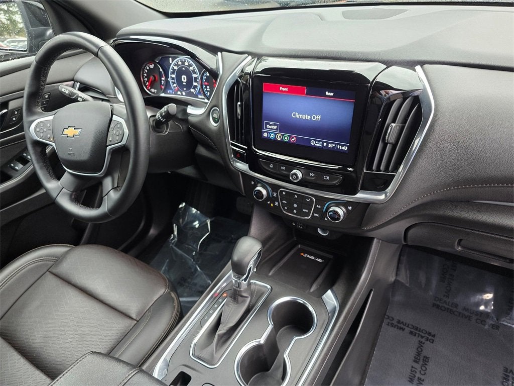 2023 Chevrolet Traverse Base