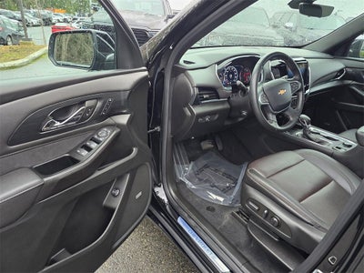 2023 Chevrolet Traverse Base